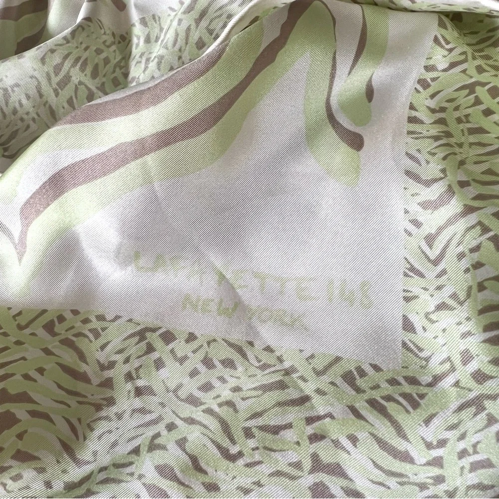 Lafayette 148 New York Green Cream Scarf